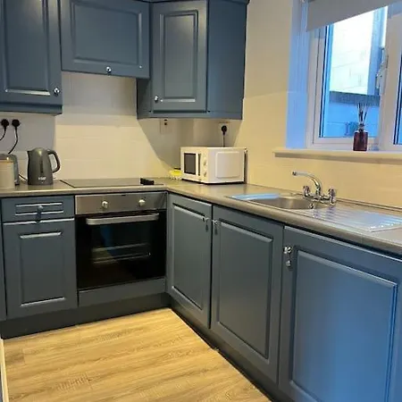 Ferienhaus 5-bedroom City Centre Townhouse On The Long Walk Galway